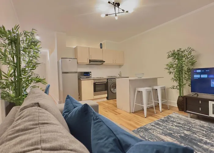 One Bedroom Apartment In The Heart Of Cape Town