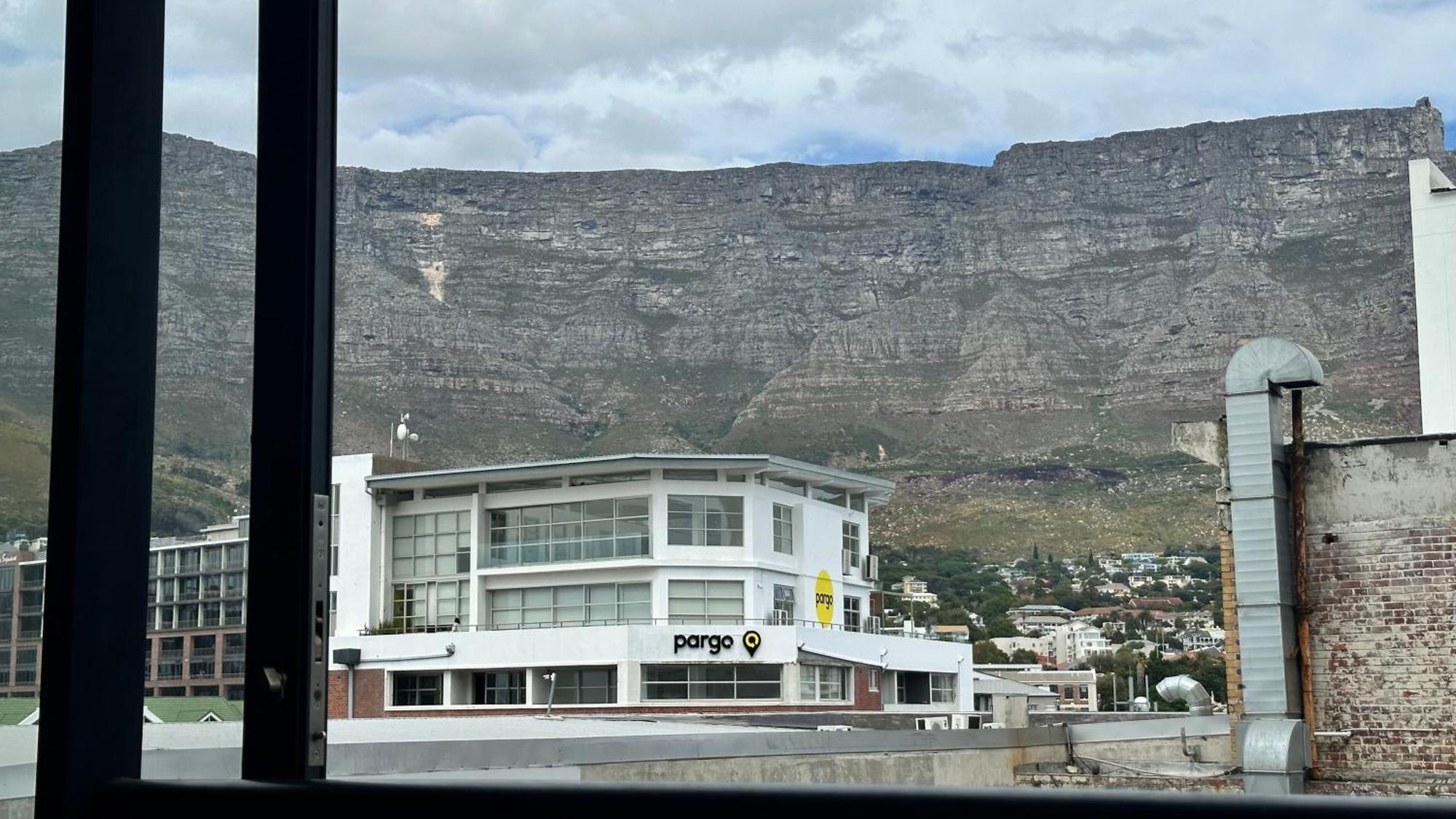 One Bedroom In The Heart Of Cape Town